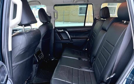 Toyota Land Cruiser Prado 150 рестайлинг 2, 2017 год, 3 885 000 рублей, 20 фотография