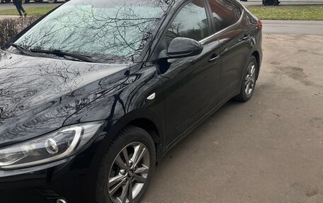 Hyundai Elantra VI рестайлинг, 2017 год, 1 250 000 рублей, 6 фотография