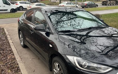 Hyundai Elantra VI рестайлинг, 2017 год, 1 250 000 рублей, 2 фотография