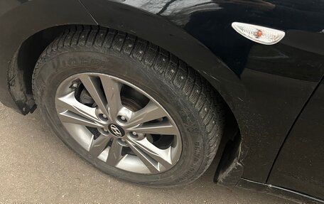 Hyundai Elantra VI рестайлинг, 2017 год, 1 250 000 рублей, 7 фотография