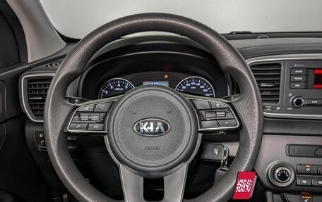 KIA Sportage IV рестайлинг, 2021 год, 2 250 000 рублей, 21 фотография