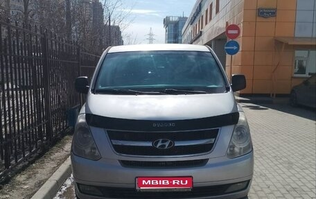 Hyundai Grand Starex Grand Starex I рестайлинг 2, 2009 год, 1 250 000 рублей, 1 фотография