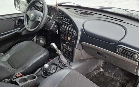 Chevrolet Niva I рестайлинг, 2011 год, 465 000 рублей, 10 фотография