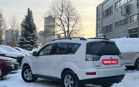 Mitsubishi Outlander III рестайлинг 3, 2010 год, 1 099 000 рублей, 6 фотография