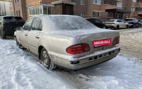 Mercedes-Benz E-Класс, 1995 год, 150 000 рублей, 6 фотография