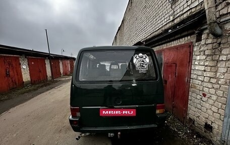 Volkswagen Transporter T4, 1993 год, 275 000 рублей, 2 фотография