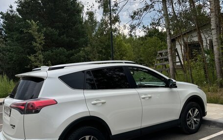 Toyota RAV4, 2015 год, 2 200 000 рублей, 12 фотография