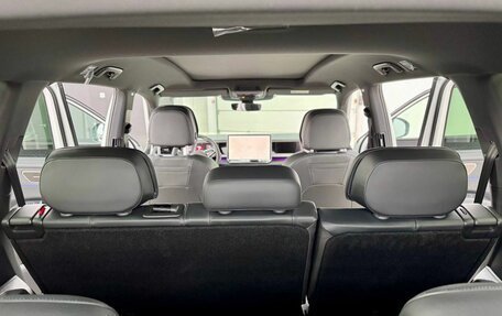 Volkswagen Teramont, 2025 год, 6 990 000 рублей, 28 фотография