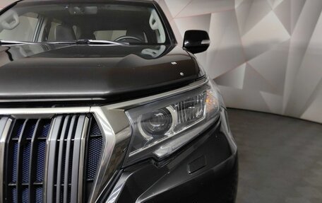 Toyota Land Cruiser Prado 150 рестайлинг 2, 2018 год, 5 143 000 рублей, 10 фотография