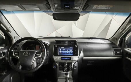 Toyota Land Cruiser Prado 150 рестайлинг 2, 2018 год, 5 143 000 рублей, 14 фотография