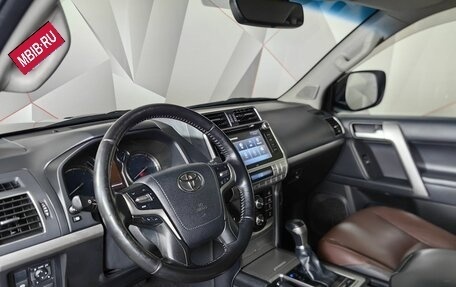 Toyota Land Cruiser Prado 150 рестайлинг 2, 2018 год, 5 143 000 рублей, 19 фотография