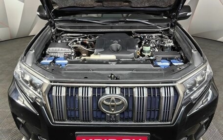 Toyota Land Cruiser Prado 150 рестайлинг 2, 2018 год, 5 143 000 рублей, 11 фотография