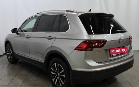 Volkswagen Tiguan II, 2019 год, 2 150 000 рублей, 6 фотография