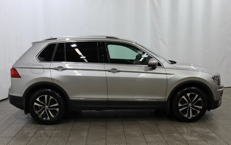 Volkswagen Tiguan II, 2019 год, 2 150 000 рублей, 7 фотография