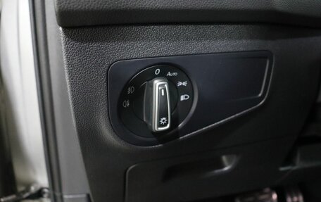 Volkswagen Tiguan II, 2019 год, 2 150 000 рублей, 12 фотография