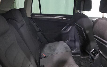 Volkswagen Tiguan II, 2019 год, 2 150 000 рублей, 22 фотография