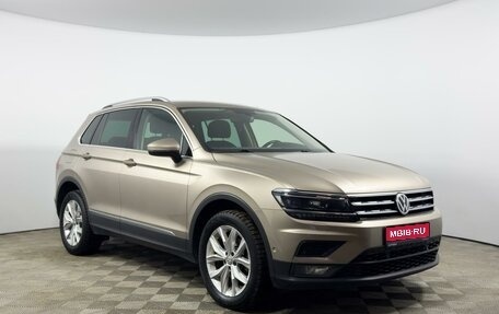 Volkswagen Tiguan II, 2018 год, 2 383 200 рублей, 1 фотография