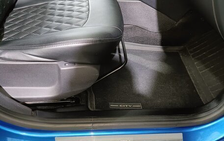 Renault Logan II, 2020 год, 1 450 000 рублей, 15 фотография