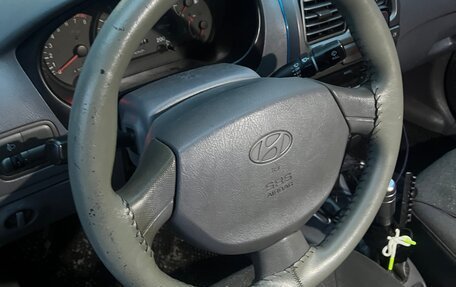 Hyundai Accent II, 2005 год, 400 000 рублей, 4 фотография