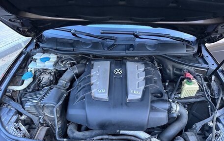 Volkswagen Touareg III, 2012 год, 2 000 000 рублей, 6 фотография