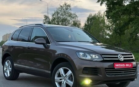 Volkswagen Touareg III, 2012 год, 2 000 000 рублей, 4 фотография