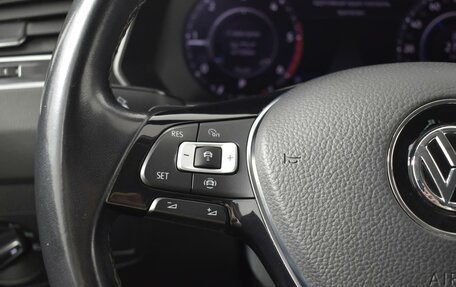 Volkswagen Tiguan II, 2018 год, 2 383 200 рублей, 15 фотография