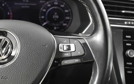 Volkswagen Tiguan II, 2018 год, 2 383 200 рублей, 16 фотография