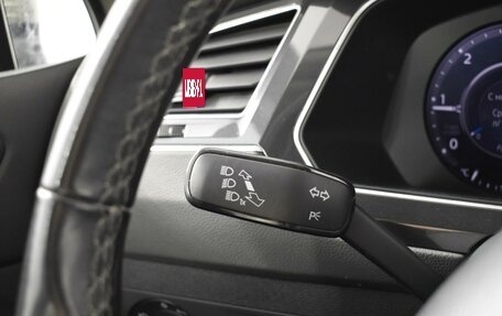 Volkswagen Tiguan II, 2018 год, 2 383 200 рублей, 17 фотография