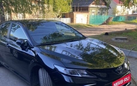 Toyota Camry, 2021 год, 2 650 000 рублей, 1 фотография