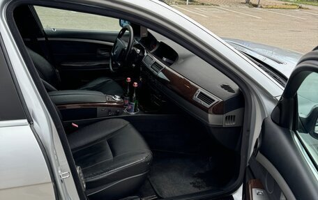 BMW 7 серия, 2004 год, 550 000 рублей, 10 фотография