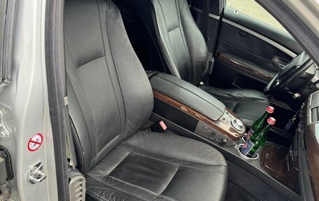 BMW 7 серия, 2004 год, 550 000 рублей, 14 фотография