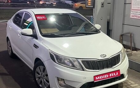 KIA Rio III рестайлинг, 2013 год, 650 000 рублей, 1 фотография