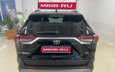 Toyota RAV4, 2022 год, 4 049 000 рублей, 3 фотография