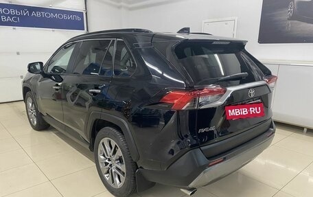 Toyota RAV4, 2022 год, 4 049 000 рублей, 4 фотография
