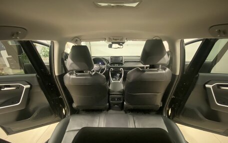 Toyota RAV4, 2022 год, 4 049 000 рублей, 15 фотография