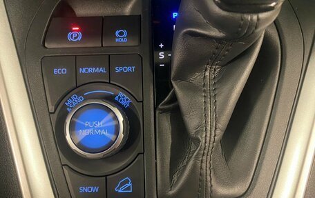 Toyota RAV4, 2022 год, 4 049 000 рублей, 33 фотография