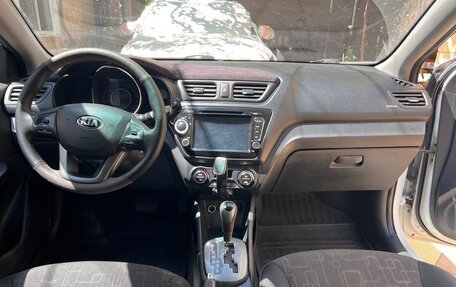 KIA Rio III рестайлинг, 2013 год, 650 000 рублей, 5 фотография