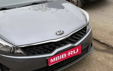 KIA Rio IV, 2020 год, 1 450 000 рублей, 1 фотография