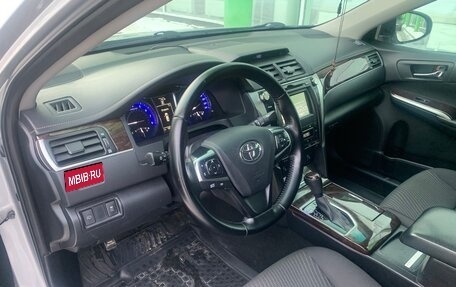 Toyota Camry, 2016 год, 2 300 000 рублей, 6 фотография