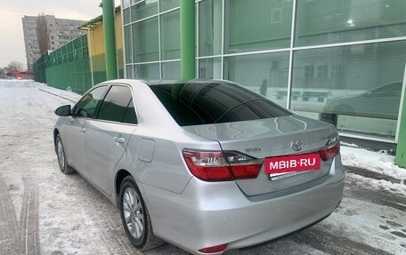 Toyota Camry, 2016 год, 2 300 000 рублей, 10 фотография