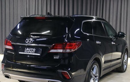 Hyundai Santa Fe III рестайлинг, 2017 год, 2 299 000 рублей, 4 фотография