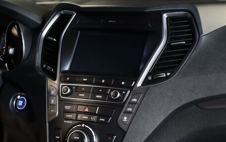 Hyundai Santa Fe III рестайлинг, 2017 год, 2 299 000 рублей, 8 фотография