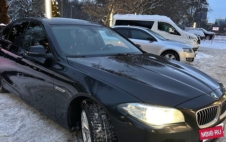 BMW 5 серия, 2015 год, 1 770 000 рублей, 13 фотография