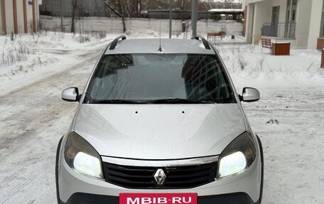 Renault Sandero I, 2013 год, 515 000 рублей, 2 фотография