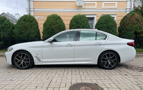 BMW 5 серия, 2021 год, 5 499 999 рублей, 2 фотография