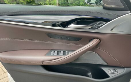 BMW 5 серия, 2021 год, 5 499 999 рублей, 17 фотография