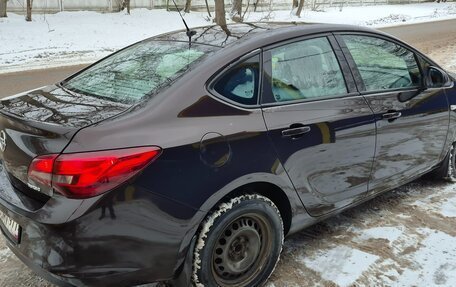 Opel Astra J, 2015 год, 928 000 рублей, 5 фотография