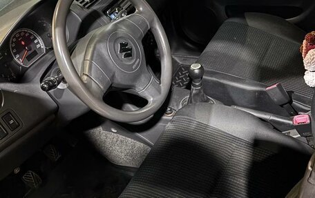 Suzuki Swift III, 2006 год, 560 000 рублей, 2 фотография