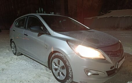 Hyundai Solaris II рестайлинг, 2014 год, 525 000 рублей, 4 фотография