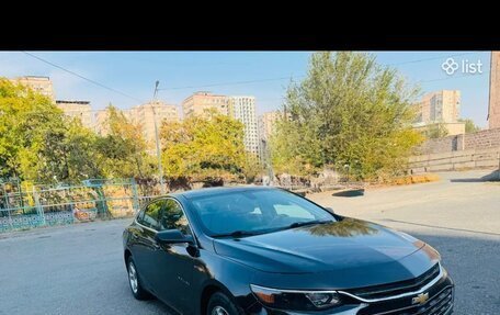 Chevrolet Malibu IX, 2017 год, 1 150 000 рублей, 3 фотография